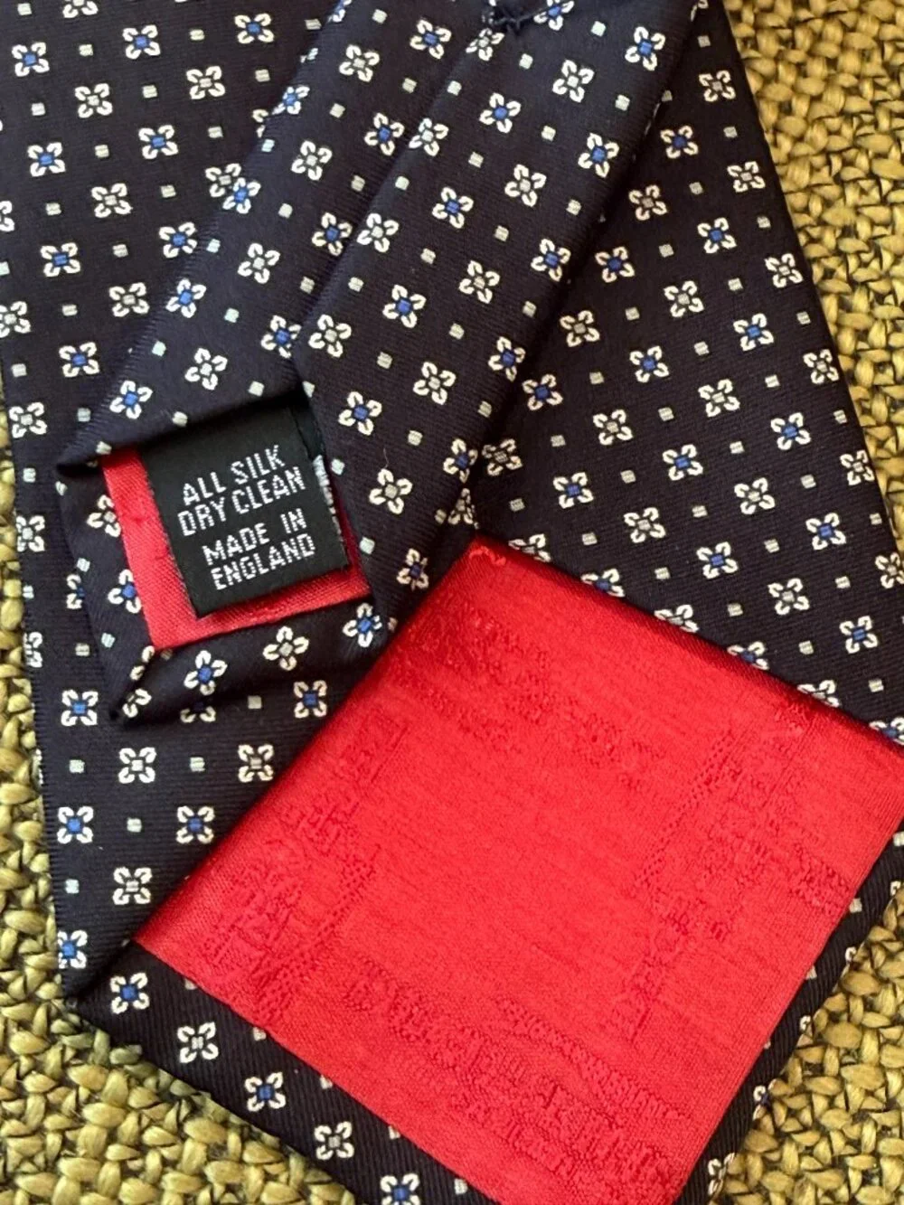 *Dege & Skinner Savile Row Silk Geometric Patterned Tie